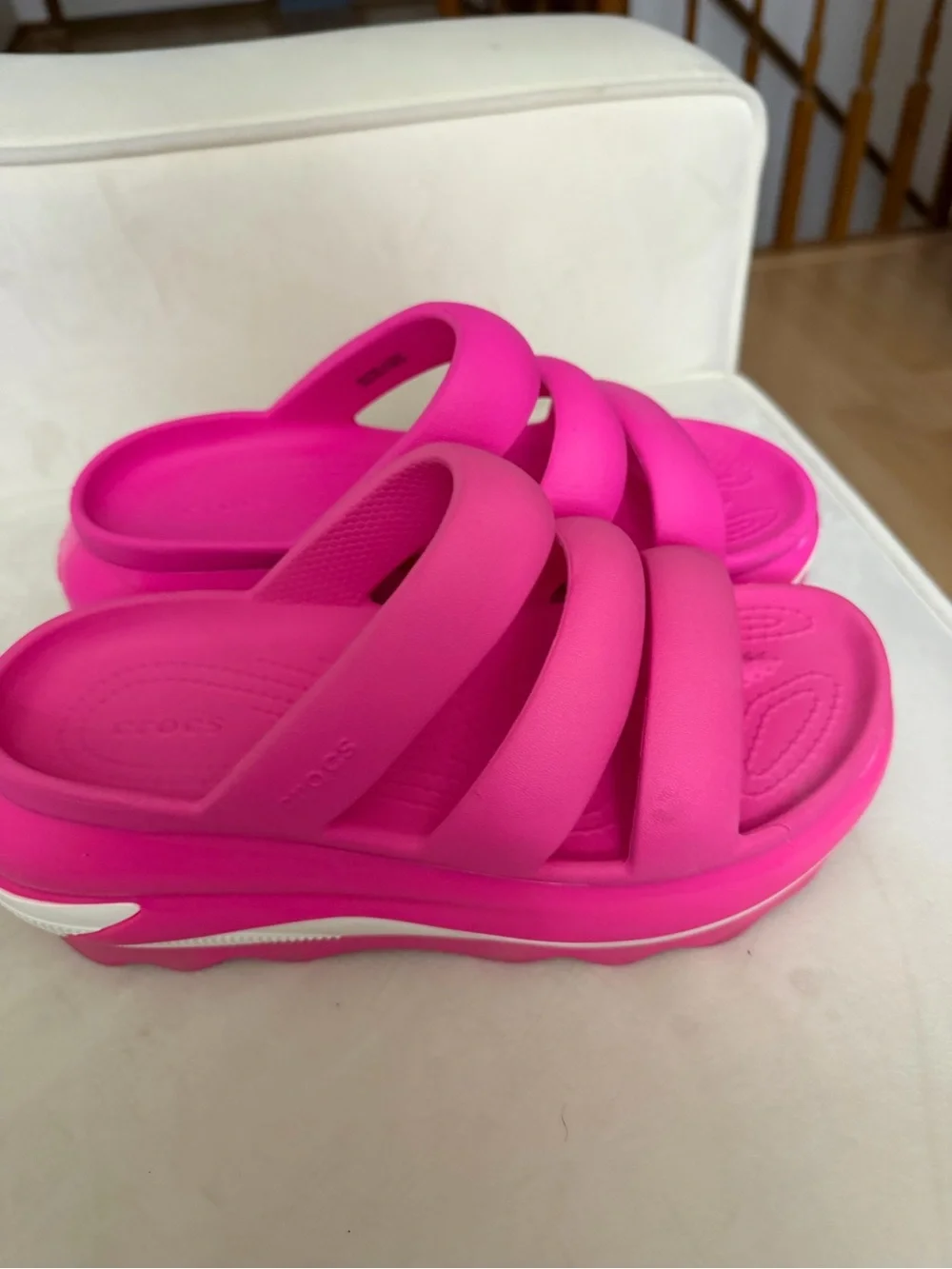 CROCS Unisex Triple-Strap Platform Slides in Bright Pink with White Accent